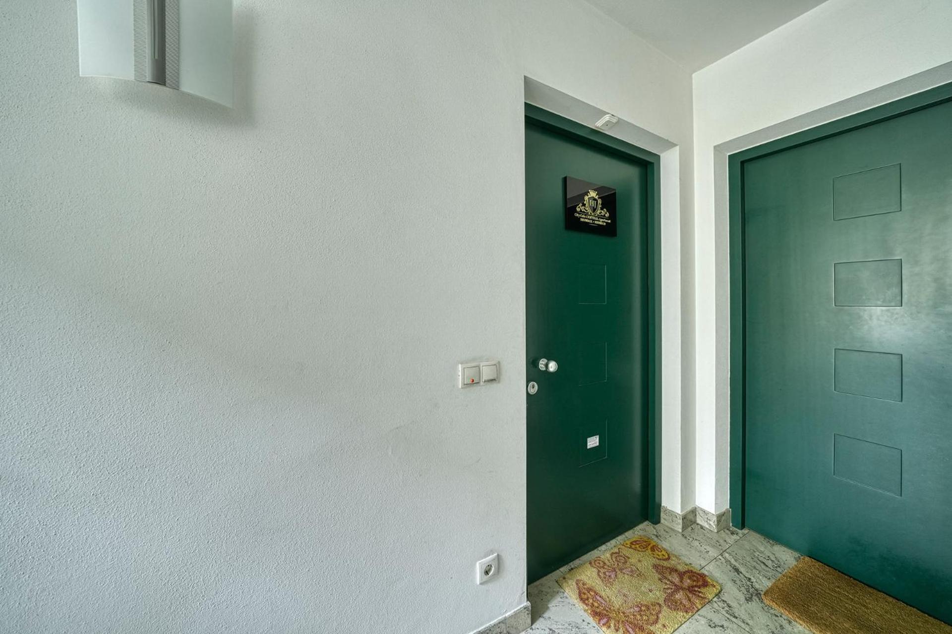 City Cafe - Central Apartment بَرونيكو المظهر الخارجي الصورة